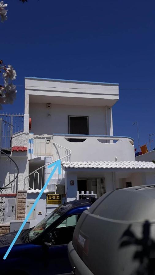 Villino Celeste Fronte Spiaggia Torre Lapillo Eksteriør billede
